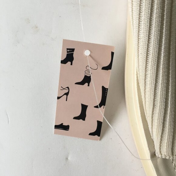 NWT Slyde Pillow Slide Women's Size 10 White Cushion Cream Sandals Slippers Spa - Picture 7 of 14